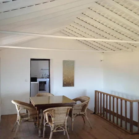 Casa Do Alto * Santo Antonio (Pico Island)